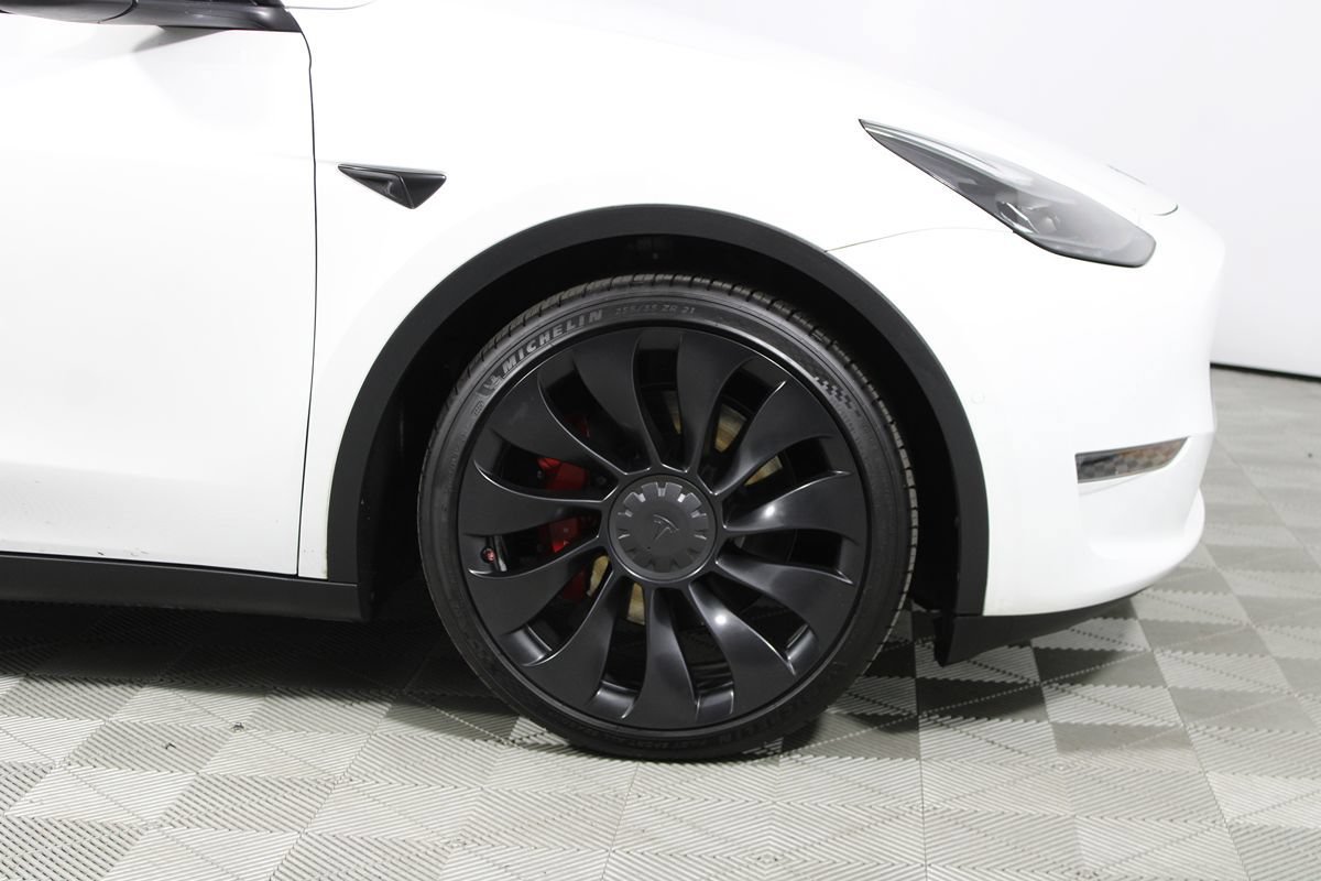 Used 2022 Tesla Model Y Performance AWD/4WD image 8