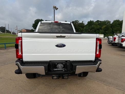 Used 2023 Ford F250 Lariat w/ Chrome Package AWD/4WD image 3