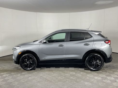 Used 2025 Buick Encore GX Sport Touring image 3