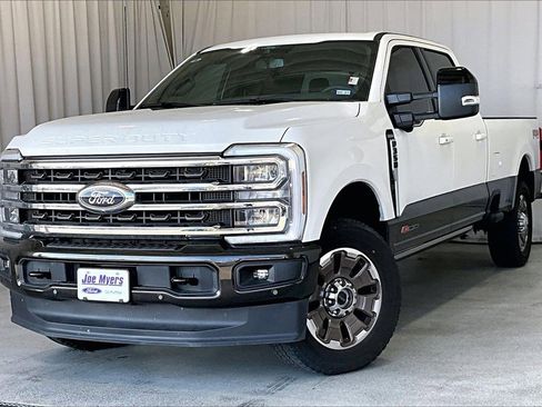 Used 2025 Ford F350 King Ranch image 2
