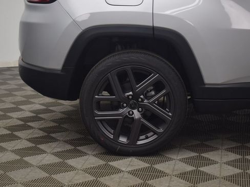 New 2026 Jeep Compass Limited w/ Sun, Sound & Navigation Group AWD/4WD image 9