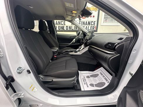 Used 2024 Mitsubishi Eclipse Cross LE image 27
