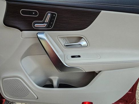 New 2026 Mercedes-Benz CLA 250 4MATIC image 36