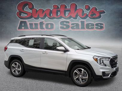 Used 2022 GMC Terrain SLE w/ Driver Convenience Package