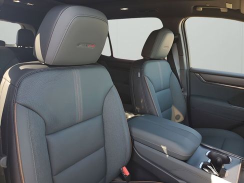 New 2026 GMC Acadia AT4 w/ Luxury Package image 14