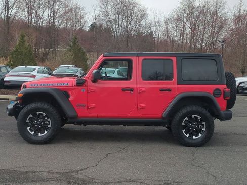 Used 2025 Jeep Wrangler Unlimited Rubicon 4xe w/ Safety Group AWD/4WD image 6