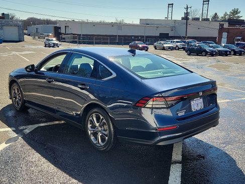 Used 2023 Honda Accord EX image 8