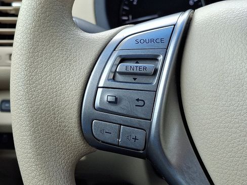 Used 2014 Nissan Altima 2.5 S w/ Sport Value Package FWD image 20