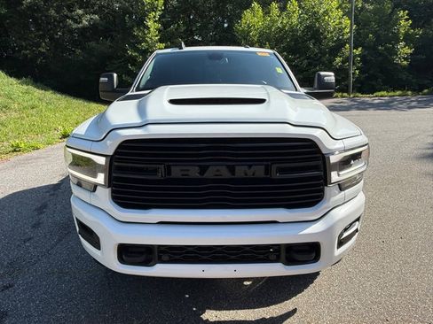 Used 2024 RAM 2500 Laramie w/ Night Edition AWD/4WD image 3