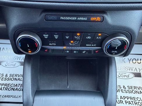Used 2024 Ford Escape Active w/ Cold Weather Package FWD image 21