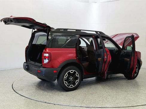 Used 2025 Ford Bronco Sport Outer Banks AWD/4WD image 12