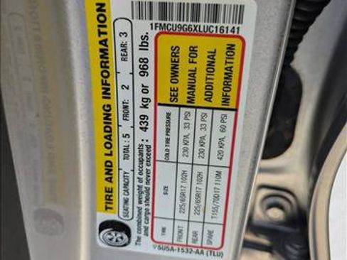 Used 2020 Ford Escape SE AWD/4WD image 16