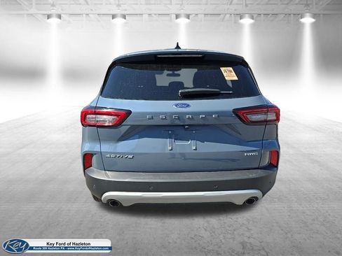 Used 2023 Ford Escape Active w/ Tech Pack #2 AWD/4WD image 9