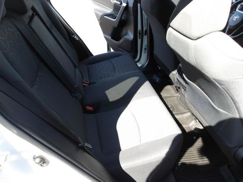 Used 2023 Toyota RAV4 XLE w/ Convenience Package AWD/4WD image 12