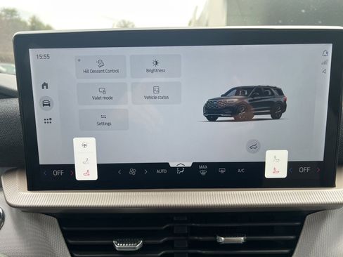 New 2026 Ford Explorer Active w/ Active Comfort Package image 34