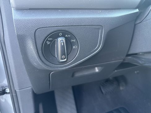 Used 2023 Volkswagen Atlas SE AWD/4WD image 19