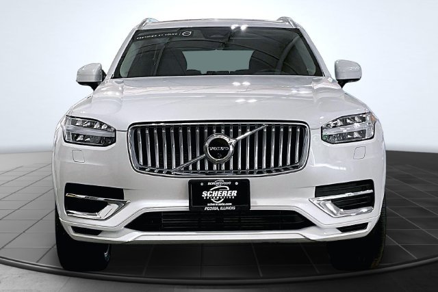 Certified 2024 Volvo XC90 T8 Plus w/ Protection Package Premier AWD/4WD image 4