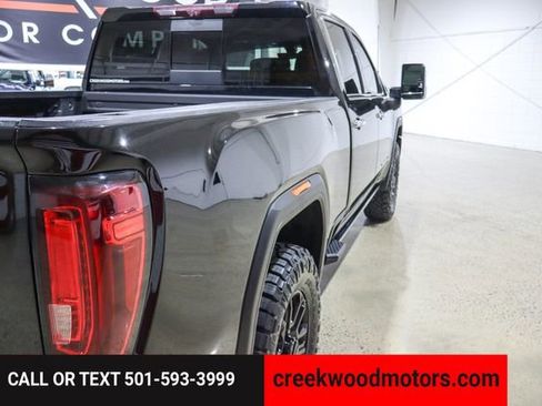Used 2022 GMC Sierra 2500 Denali w/ Denali Black Diamond Edition image 31
