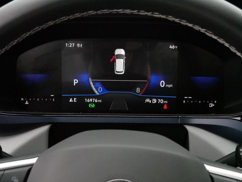 Certified 2024 Volkswagen Taos SE image 21