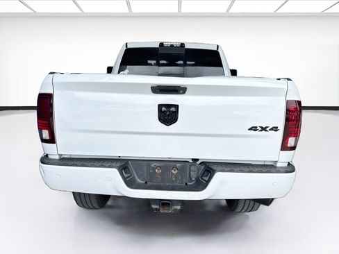 Used 2018 RAM 2500 Laramie w/ Sport Appearance Group AWD/4WD image 5