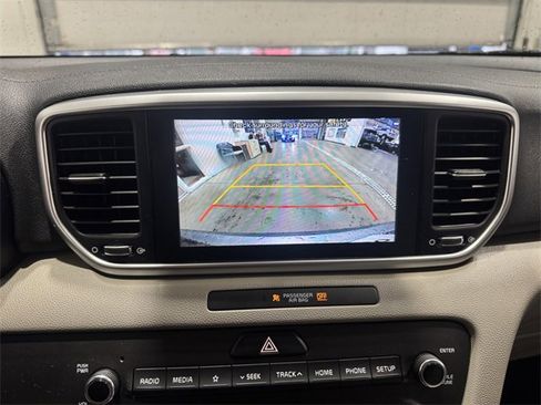 Used 2020 Kia Sportage LX image 22