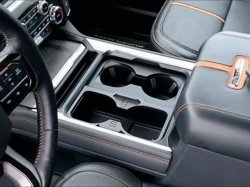 Used 2024 Ford F250 Platinum image 15