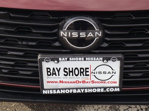 Certified 2025 Nissan Sentra SV image 31