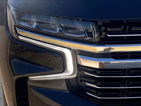 Used 2023 Chevrolet Tahoe LT w/ Luxury Package AWD/4WD image 28