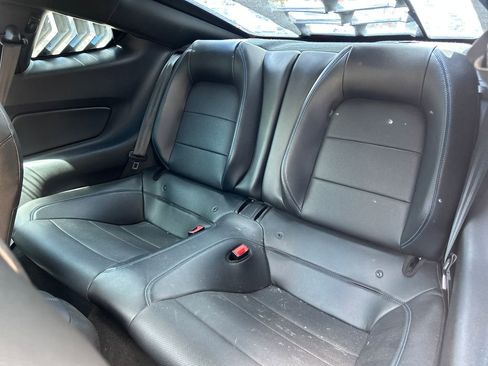 Used 2019 Ford Mustang GT Premium w/ GT Performance Package RWD image 10