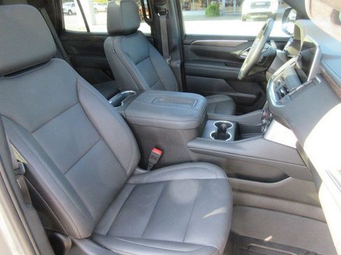 Used 2023 Chevrolet Tahoe Z71 w/ Luxury Package image 13