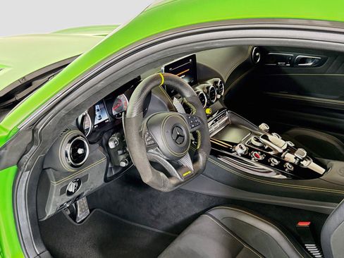 Used 2019 Mercedes-Benz AMG GT R image 15