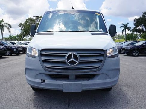 Used 2019 Mercedes-Benz Sprinter 144 image 31
