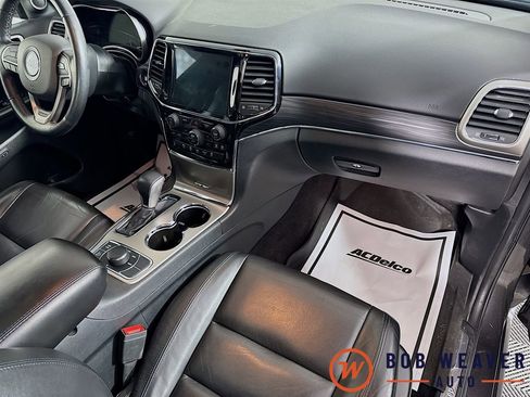 Used 2019 Jeep Grand Cherokee Limited image 32