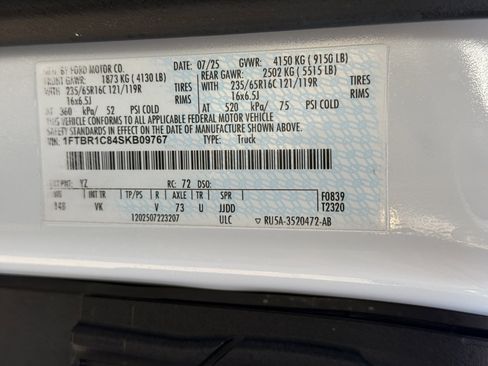 Used 2025 Ford Transit 250 148 Medium Roof image 26