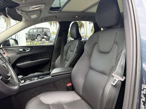 Used 2023 Volvo XC60 B5 Plus w/ Climate Package AWD/4WD image 20