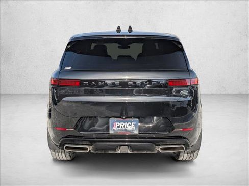 Used 2023 Land Rover Range Rover Sport SE Dynamic image 6