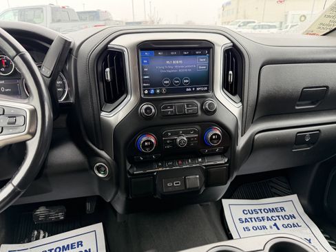 Used 2021 Chevrolet Silverado 1500 LT image 10