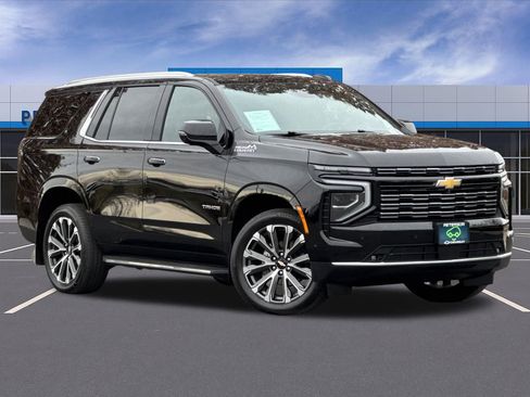 Certified 2025 Chevrolet Tahoe High Country w/ Sun And Tow Package image 2