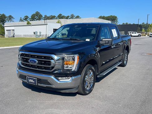 Used 2023 Ford F150 XLT w/ Equipment Group 302A High RWD image 3