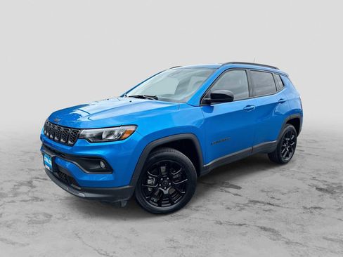 New 2026 Jeep Compass Latitude AWD/4WD image 1