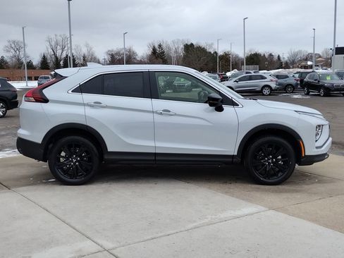 New 2026 Mitsubishi Eclipse Cross LE image 13