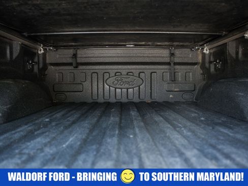 Used 2017 Ford F150 Lariat w/ Equipment Group 502A Luxury AWD/4WD image 9