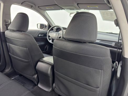 Used 2015 Honda Accord Sport image 29