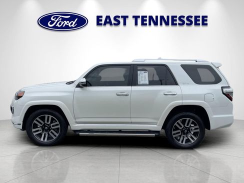 Used 2023 Toyota 4Runner Limited AWD/4WD image 6