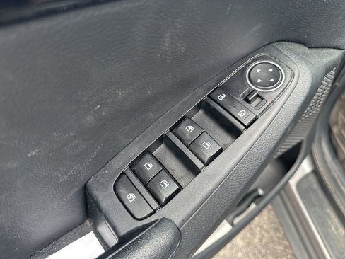 Used 2022 Kia Seltos S AWD/4WD image 15