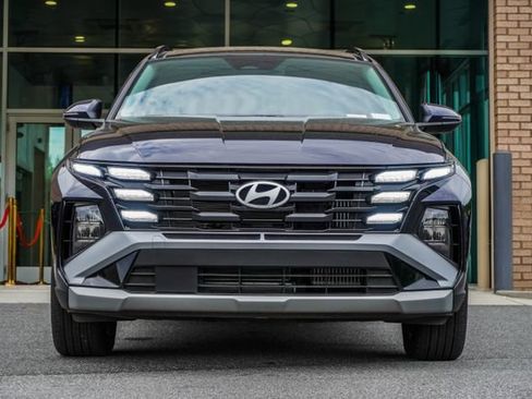 Certified 2025 Hyundai Tucson SEL AWD/4WD image 7