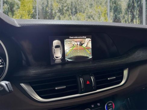 Used 2019 Alfa Romeo Stelvio Sport w/ Cold Weather Package image 26