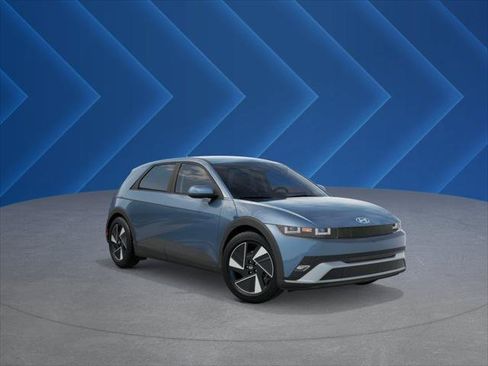 New 2026 Hyundai Ioniq 5 SE AWD/4WD image 2