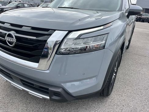 Certified 2024 Nissan Pathfinder Platinum w/ Cargo Package FWD image 9