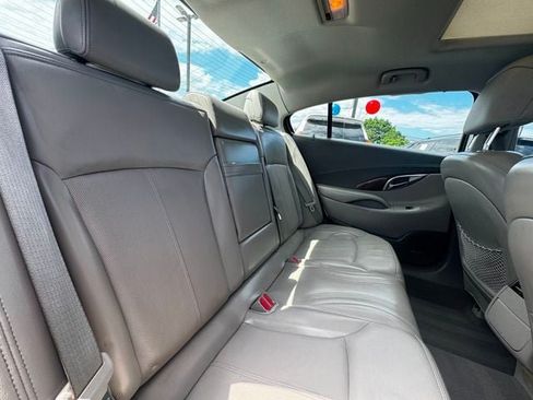 Used 2010 Buick LaCrosse CXS FWD image 15